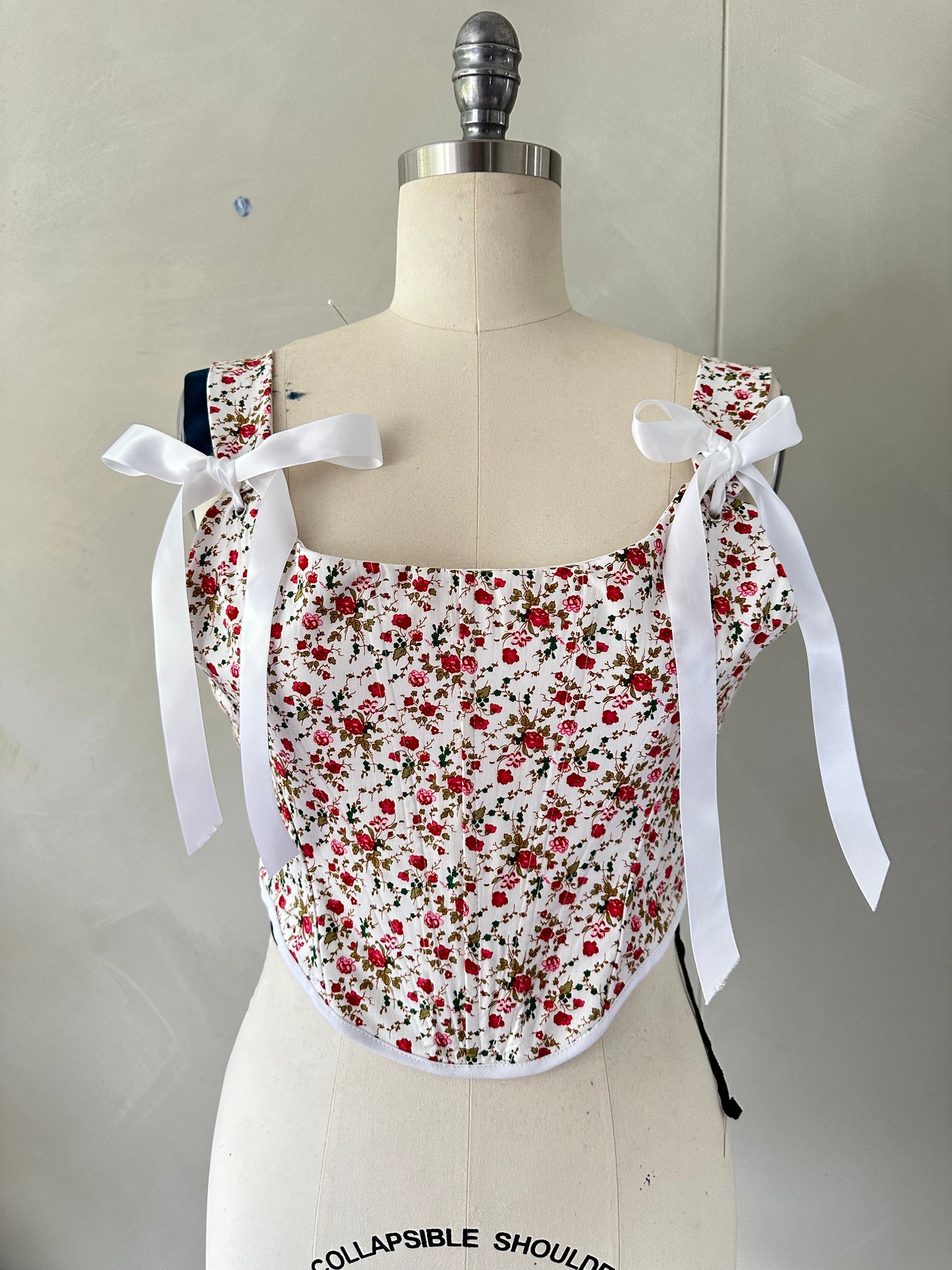 *NEW* Red Roses Corset